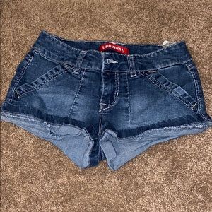 Woman’s jean shorts